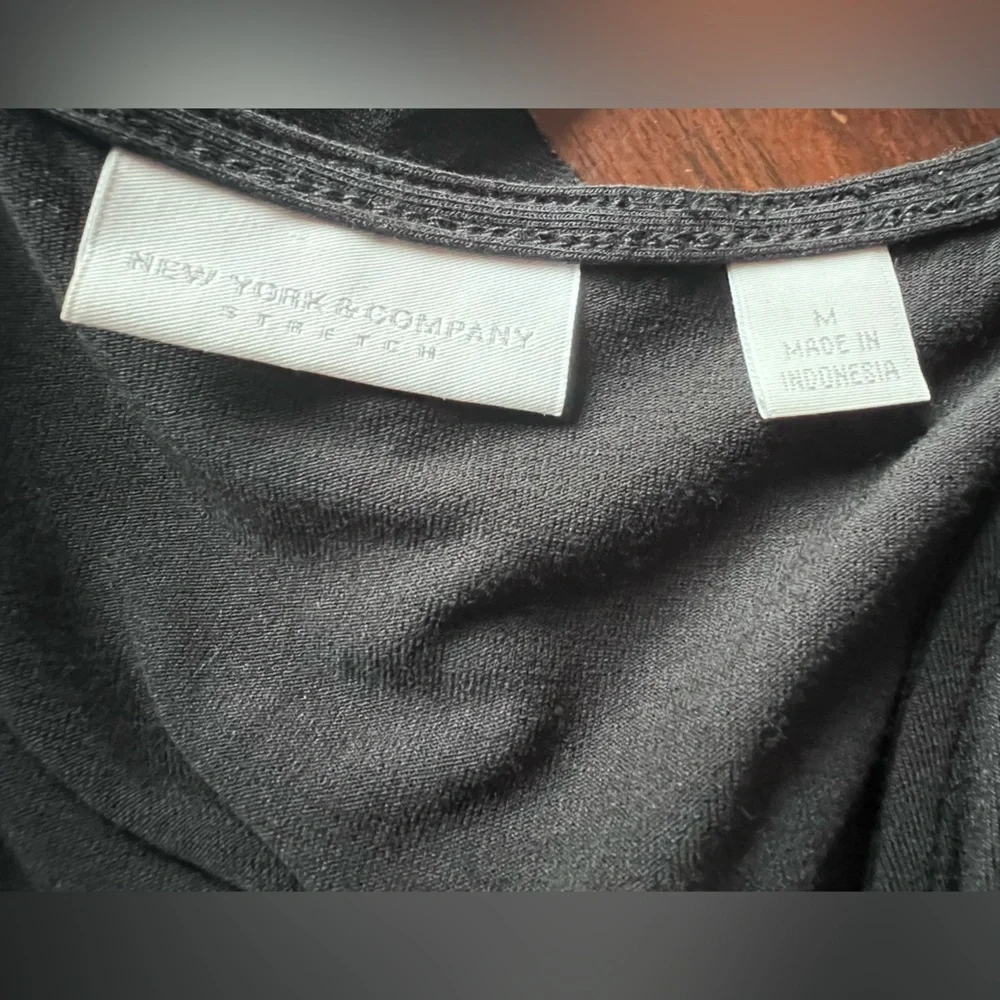 New York & Company Black Stretch Top Size Medium - Picture 6 of 6